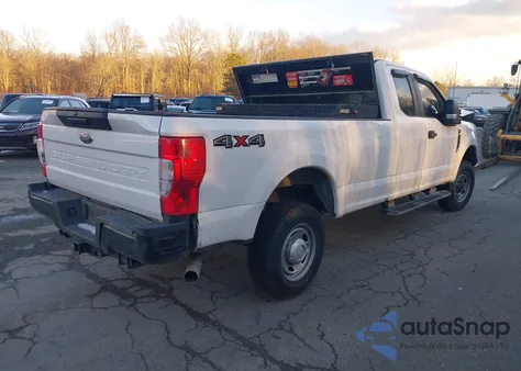 2022 Ford F-250 Xl z USA, uszkodzony, nr VIN 1FT7X2B61NEC54320